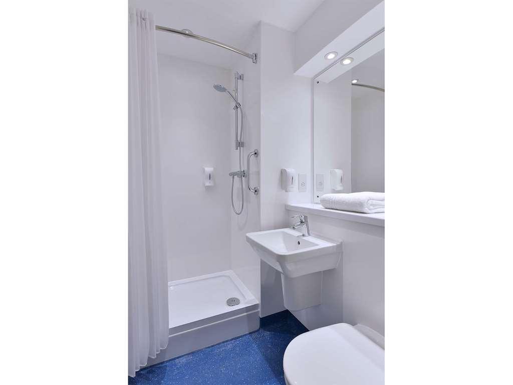 Travelodge Aberdeen Airport Eksteriør billede