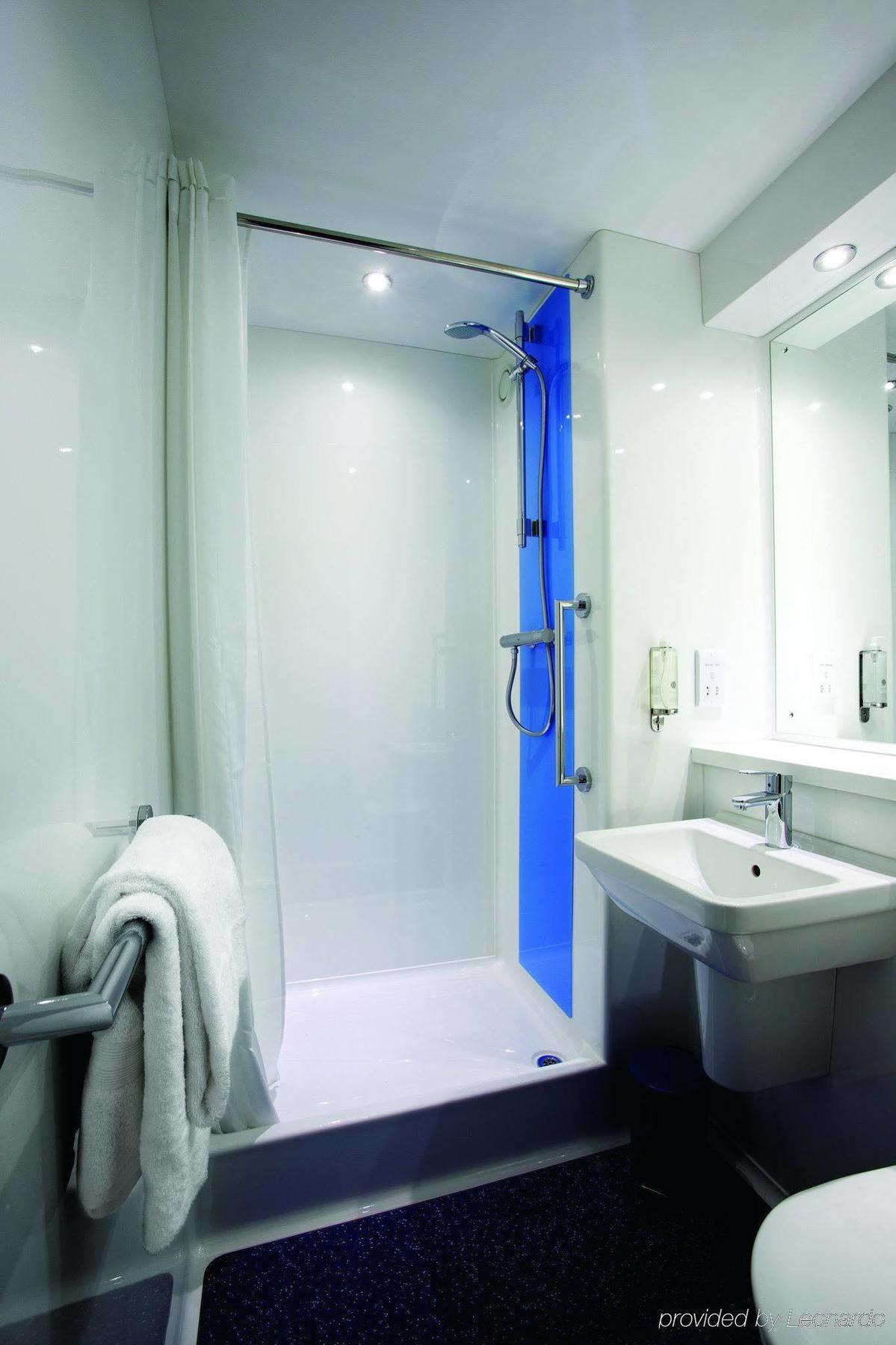 Travelodge Aberdeen Airport Eksteriør billede