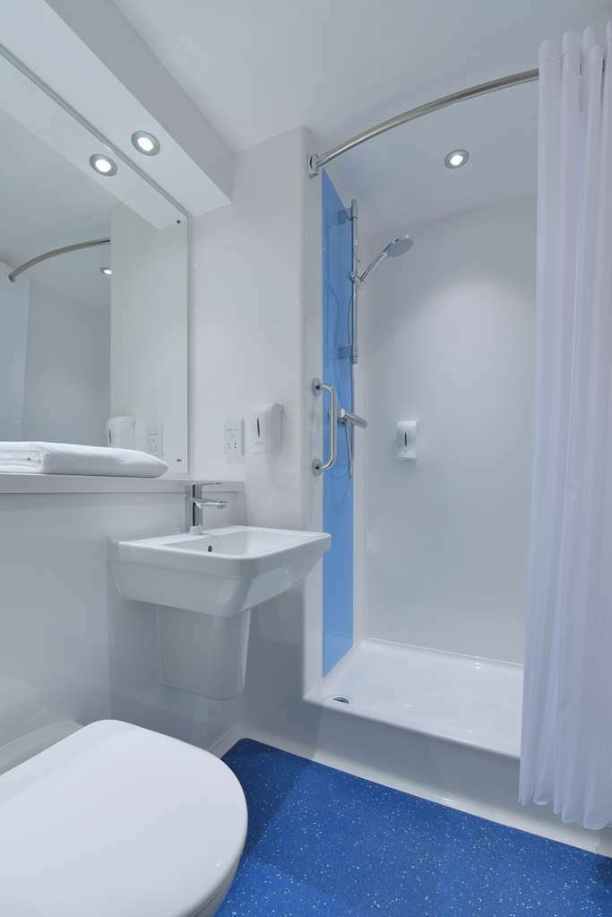 Travelodge Aberdeen Airport Værelse billede