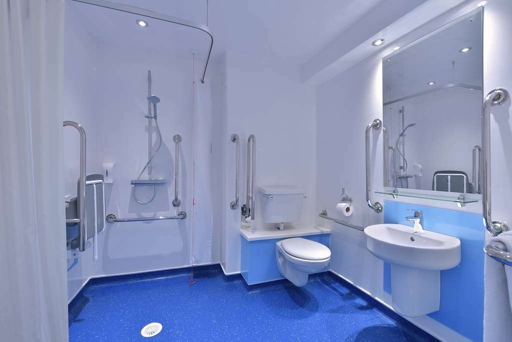 Travelodge Aberdeen Airport Værelse billede